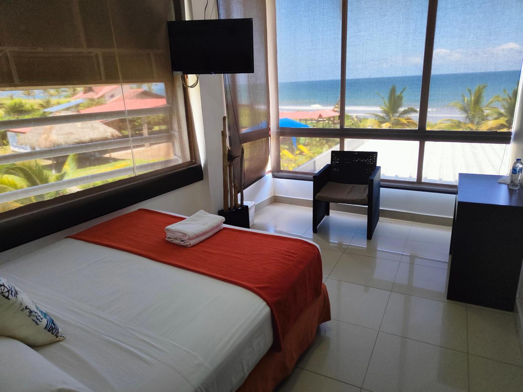 Hotel Punta Azul بيدرنيلز الغرفة الصورة